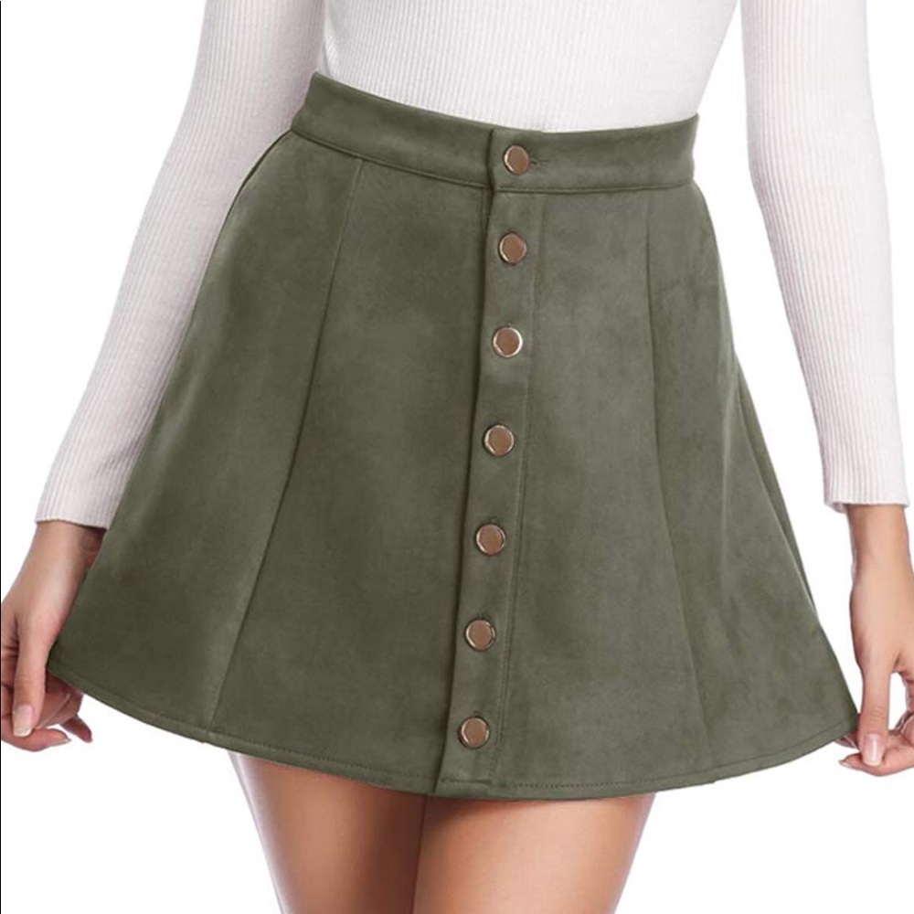 🌴3/$20 Argstar Faux Suede Skirt Khaki